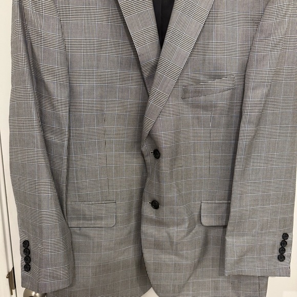 Jos. A. Bank Signature Tailored-Fit Suit Sport Coat, Size 46S, Silk & Wool - Picture 5 of 14
